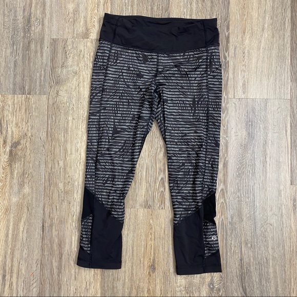 lululemon athletica Pants - LULULEMON  Black Gray Striped Capri Leggings 6